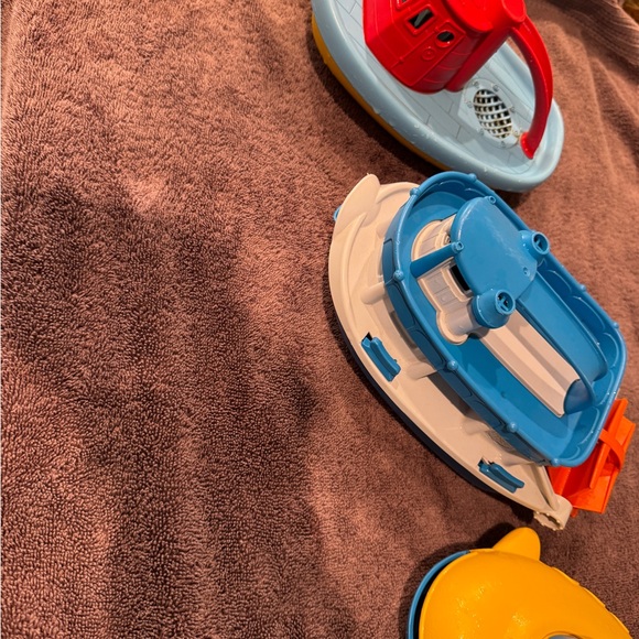 Airplane and Boat Set - Tugboat, Paddle Boat, Submarine, Plane, Sea Plane - Picture 3 of 3